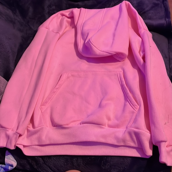 Pink sweater - Picture 2 of 2